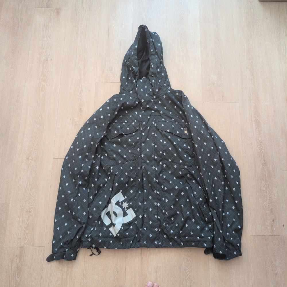 Y2K DC Shoes Exotex 5000 Men XL Snowboard Jacket Monogram Print Hooded Logo